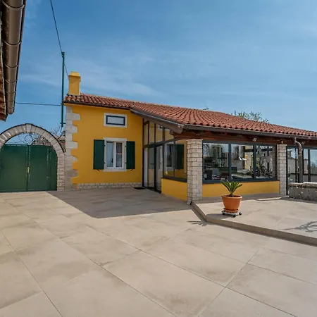 Ferienhaus/holidayhouse Smokvica **** In Rakalj